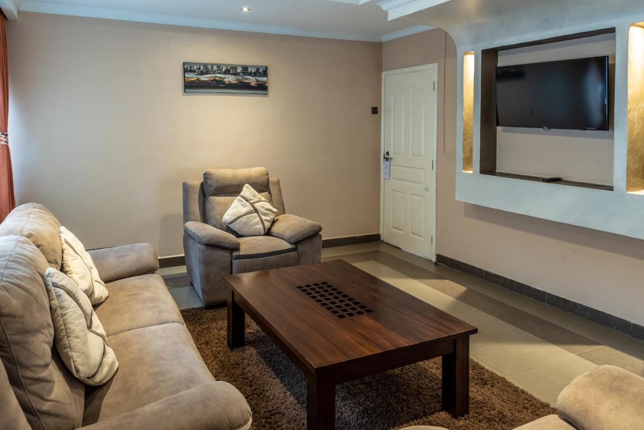 Hotel Waterbuck Νακούρου Εξωτερικό φωτογραφία